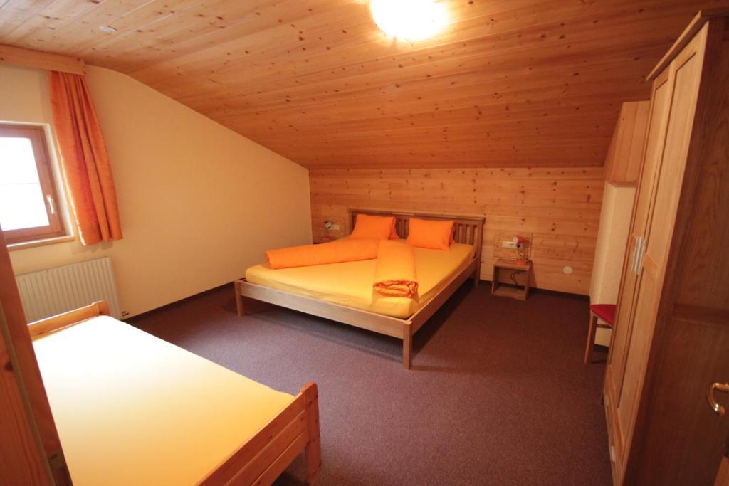 Haus Vallaster Gaschurn Habitación foto